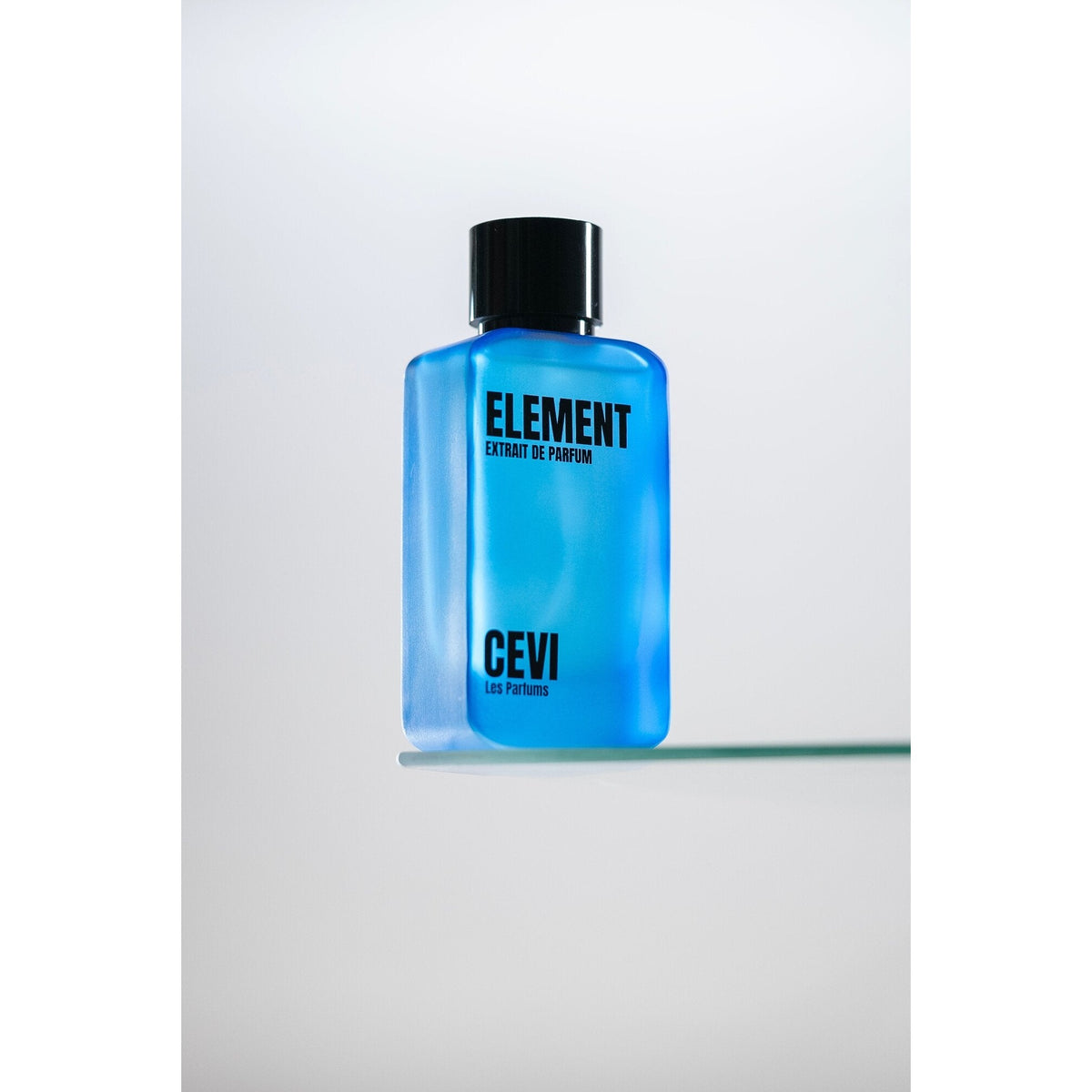 Element by Cevi Les Parfums 100ml extrait de parfum, blue bottle on a white background